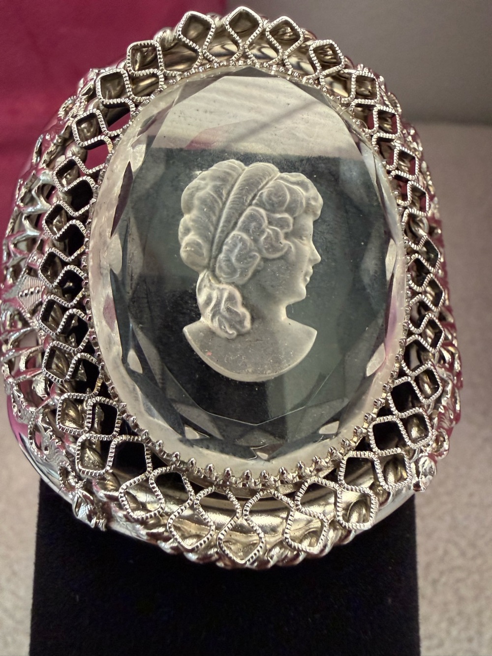 Vintage 1950s/60s Whiting & Davis Victorian Revival Hinged Clamper Cuff